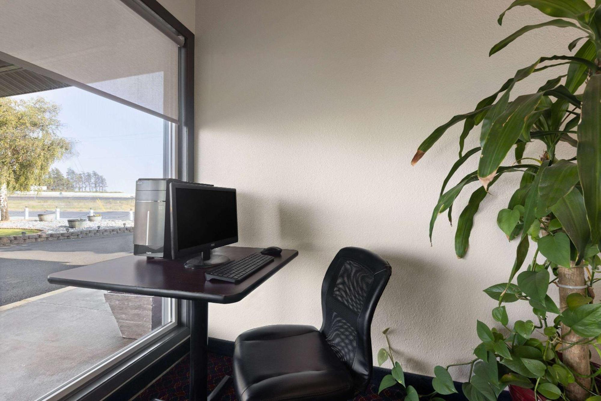 Days Inn By Wyndham Ritzville Exteriér fotografie
